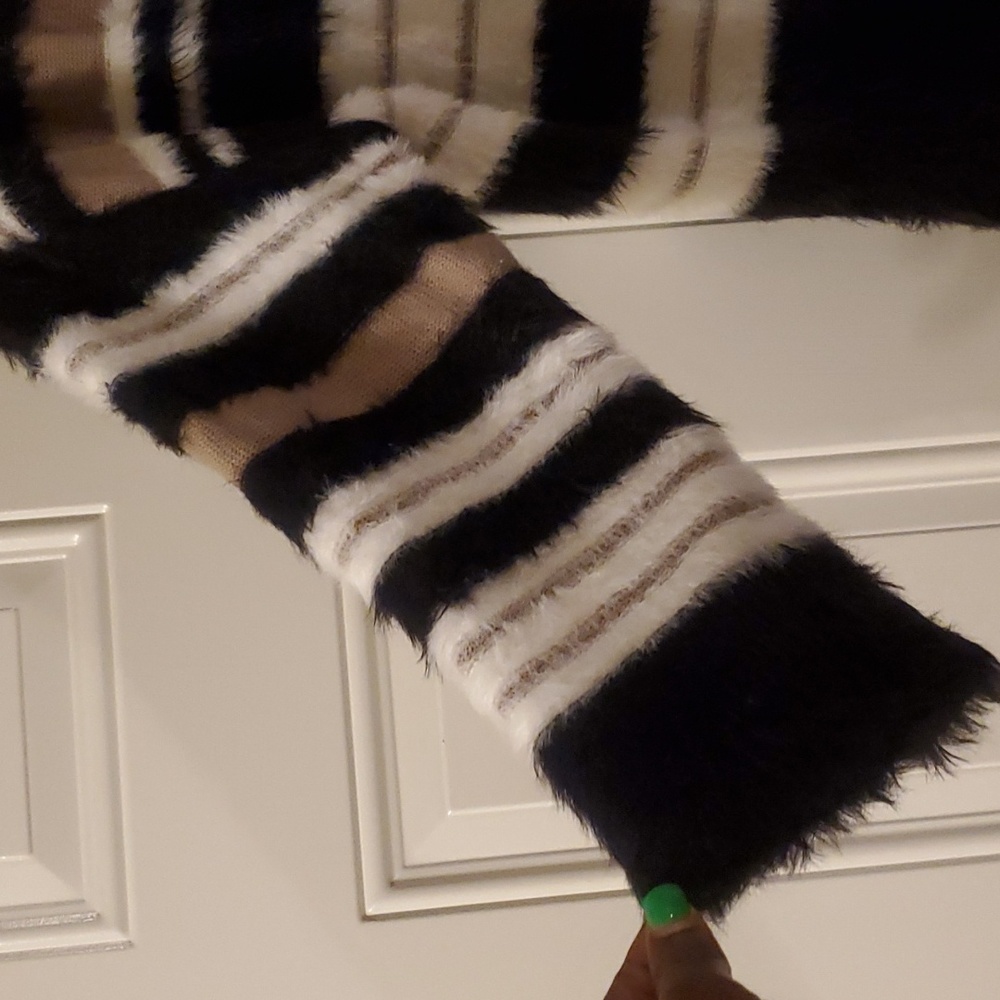 Fuzzy Open Front Cardigan Size 22/24 - image 4